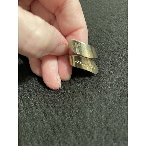 UNCAS Adjustable Jesus Saves & Cross Silver Tone Spoon Ring Currently Size 5 HTF - Picture 4 of 6